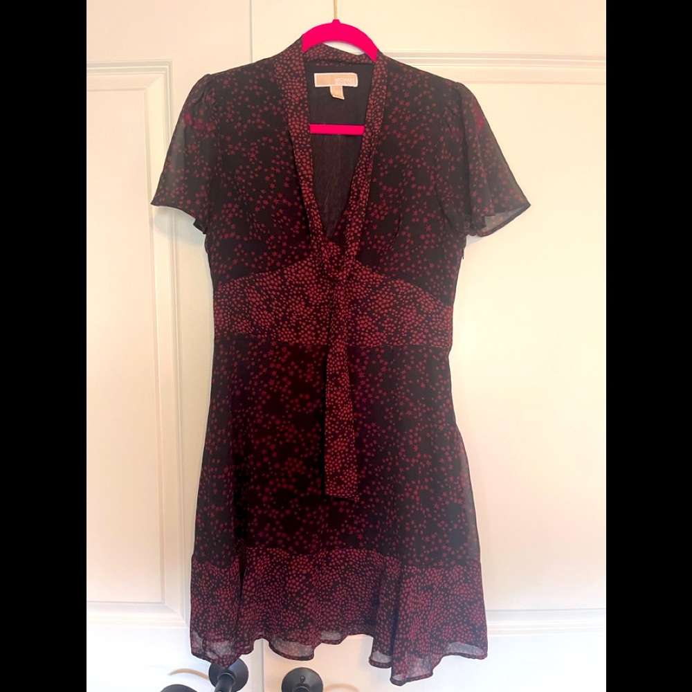 Short sleeve star dress